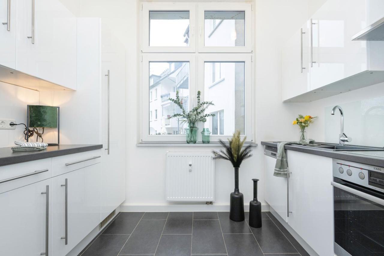 Apartment Modern & Stylish For 3: Smart Tv *